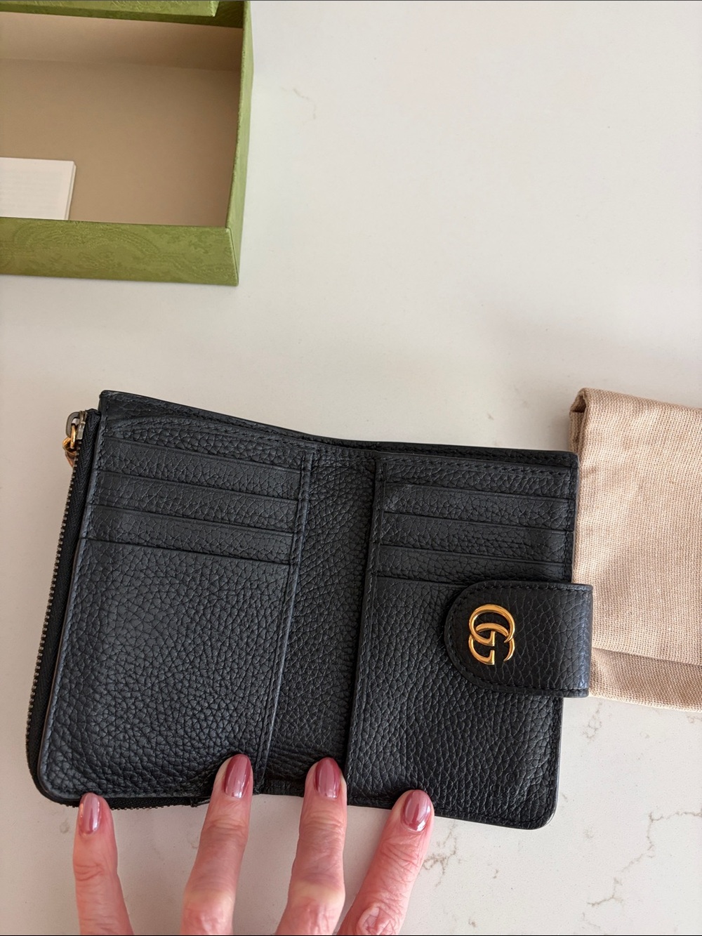 Gucci GG Marmont Black Pebbled Leather Wallet Bamboo Zip Pull w/ Box & Dust Bag. - Picture 5 of 7